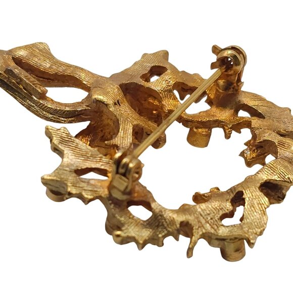 Vintage Signed LJM Gold-Tone Holly Wreath Brooch Red Green Rhinestone Crystal - Picture 3 of 4